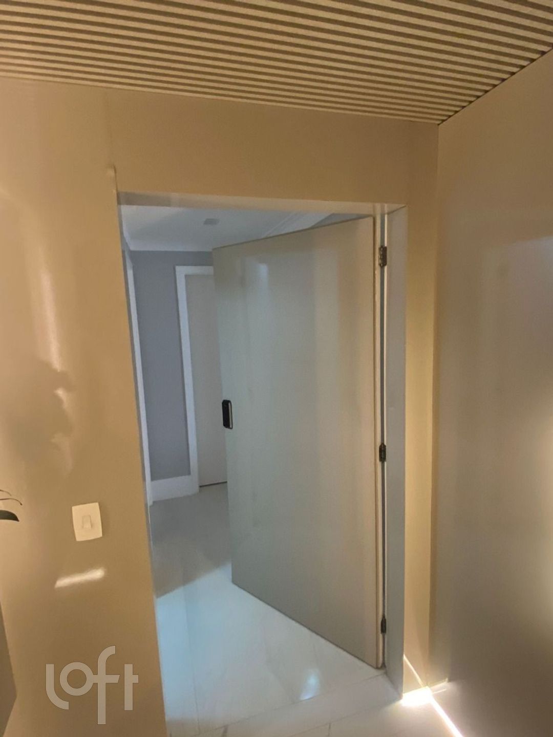 Apartamento à venda com 3 quartos, 250m² - Foto 23