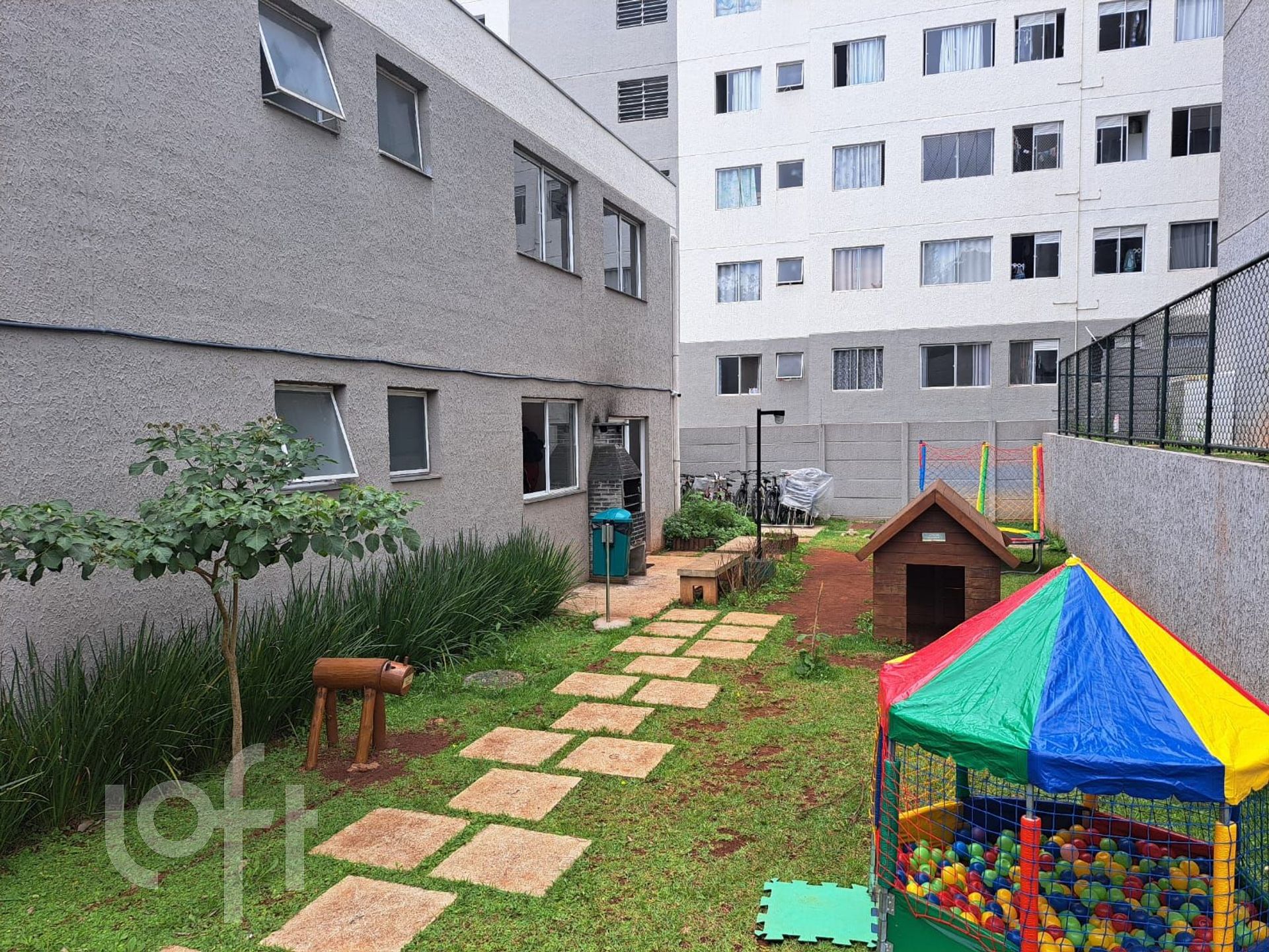 Apartamento à venda com 2 quartos, 49m² - Foto 17