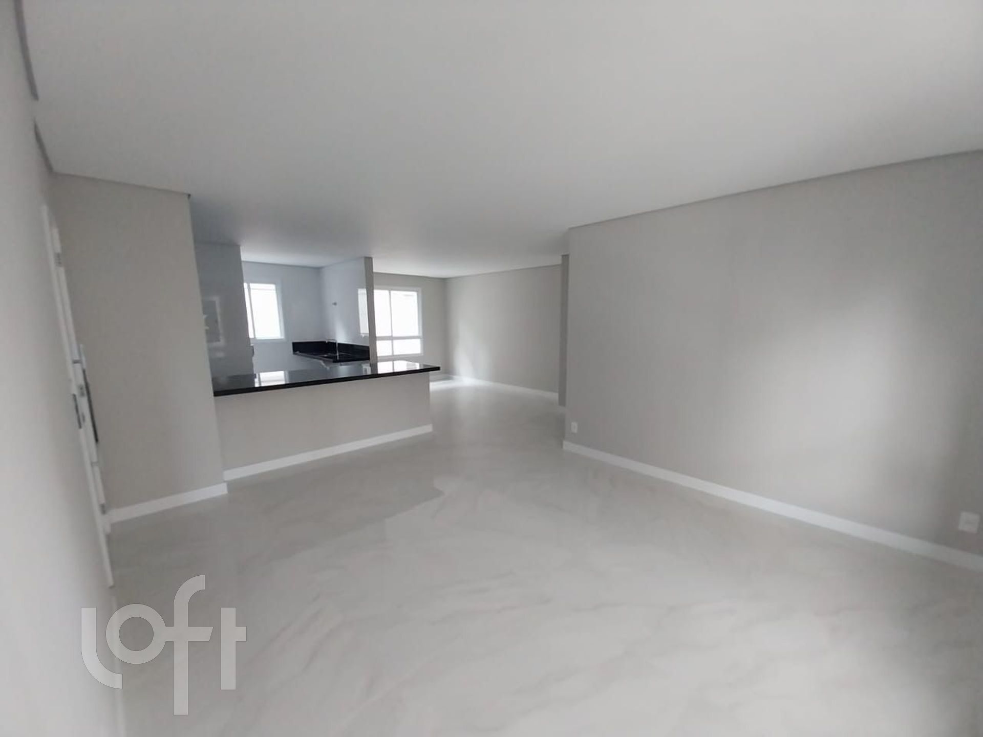 Apartamento à venda com 3 quartos, 116m² - Foto 1