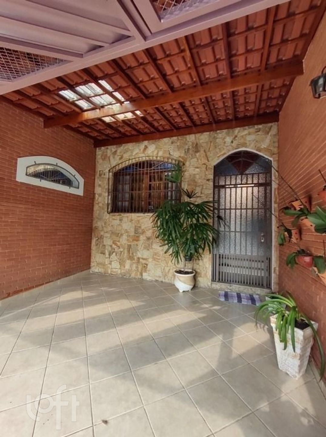 Casa à venda com 3 quartos, 132m² - Foto 2