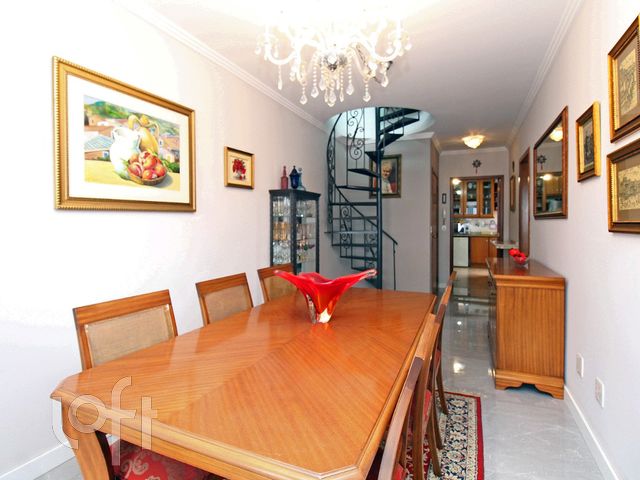 Apartamento com 158m², 3 dormitórios, 1 suíte, 2 vagas, Cristo Redentor em Porto Alegre