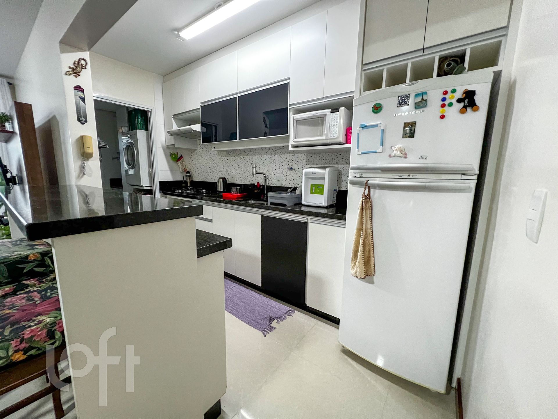 Apartamentos com 90m², 3 quartos, 1 suíte, 2 garagens, no bairro Lagoa Pequena em Florianópolis