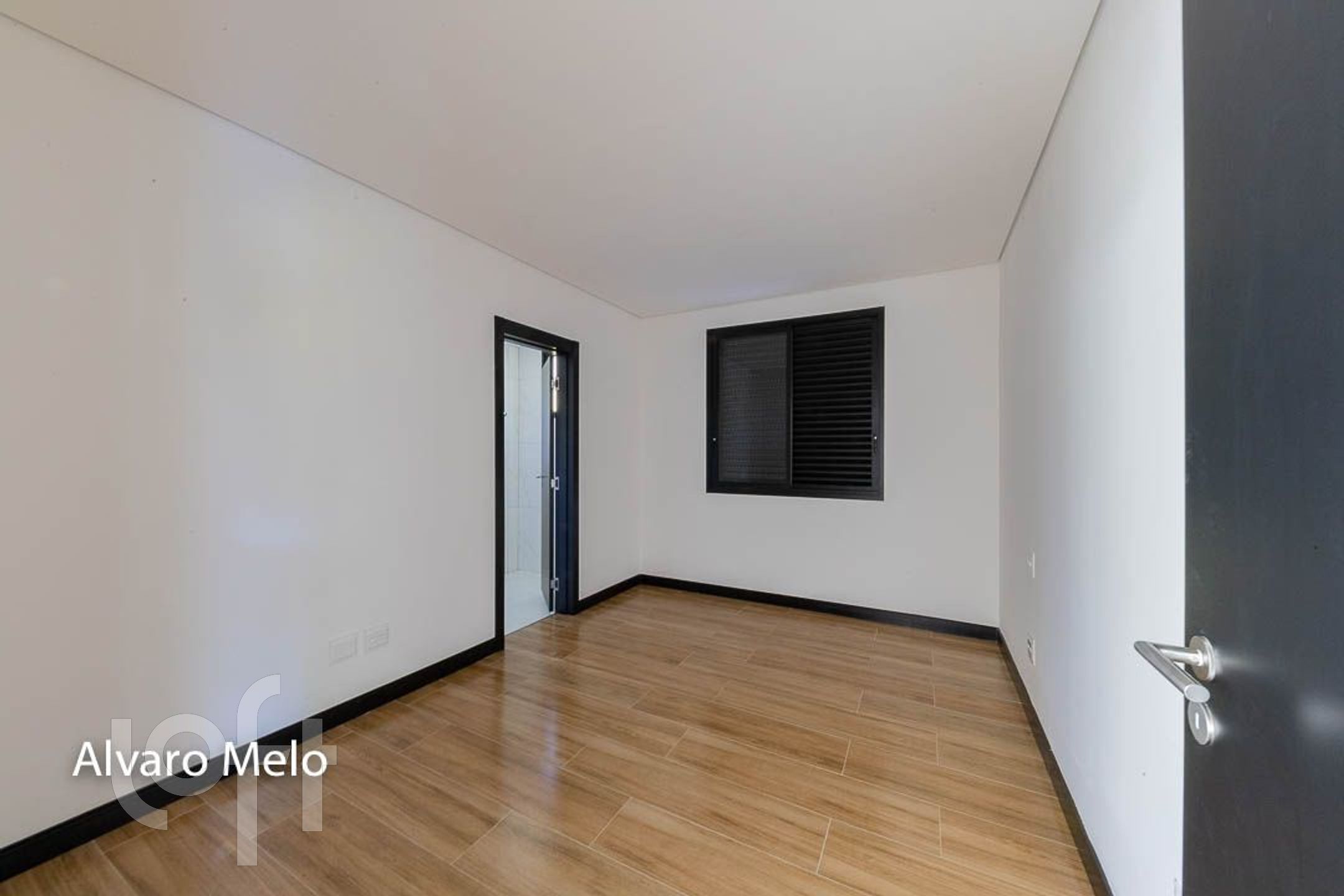 Casa à venda com 4 quartos, 350m² - Foto 20