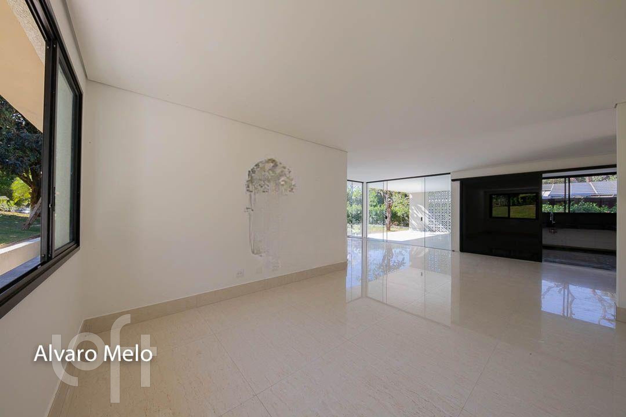 Casa à venda com 4 quartos, 350m² - Foto 5