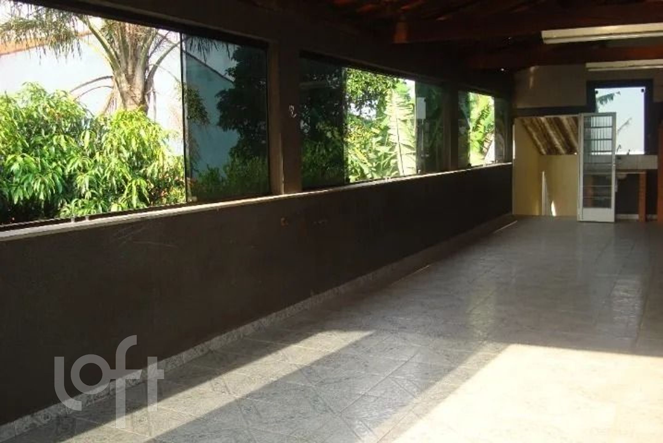 Casa à venda com 2 quartos, 200m² - Foto 7