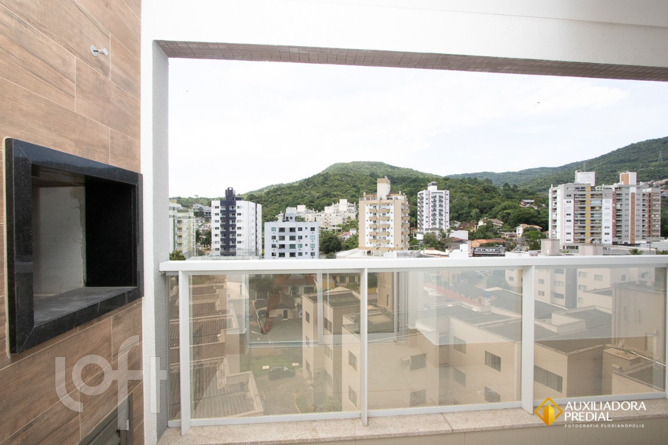 Apartamentos com 76m², 2 quartos, 1 suíte, 1 garagem, no bairro Itacorubi em Florianópolis