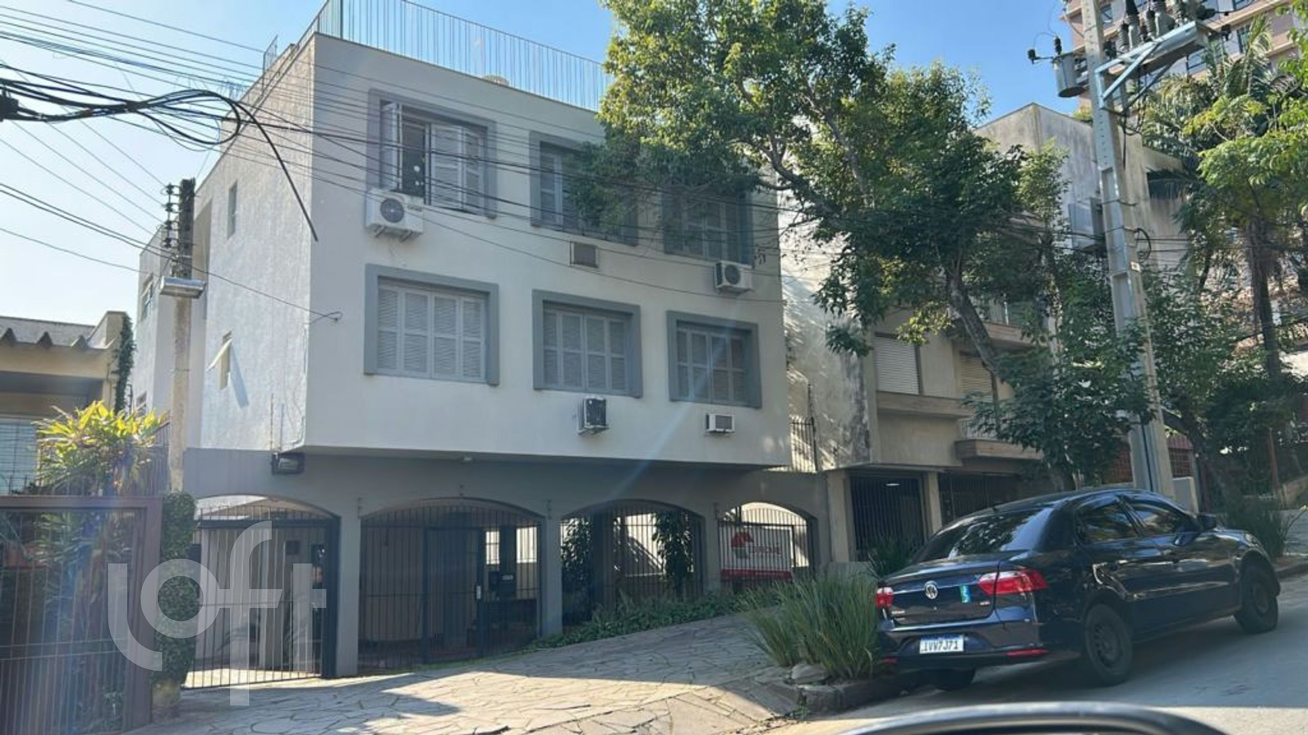 Apartamento com 7081m², 2 dormitórios, 1 vaga, Petrópolis em Porto Alegre