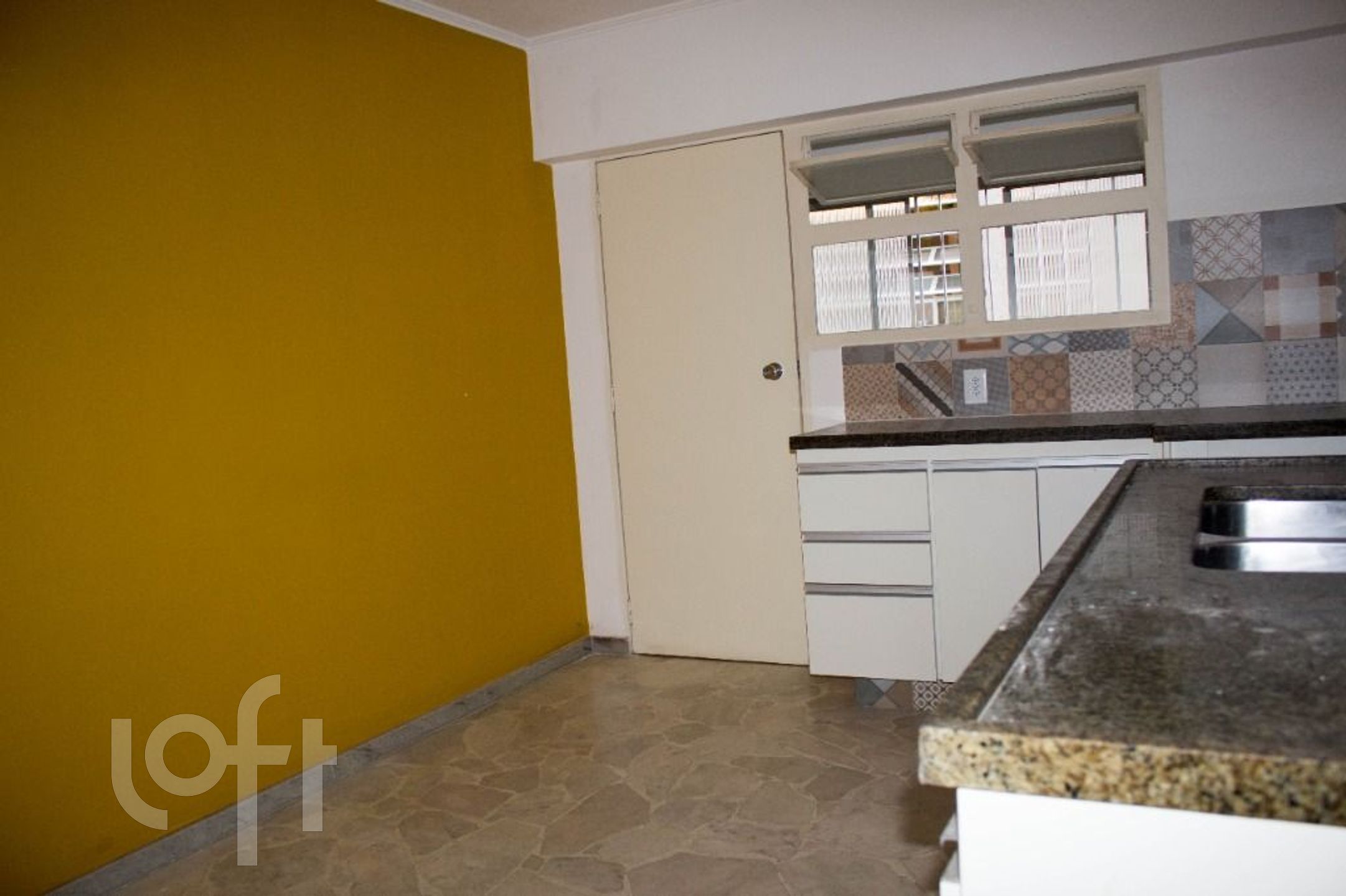 Apartamento à venda com 3 quartos, 145m² - Foto 7