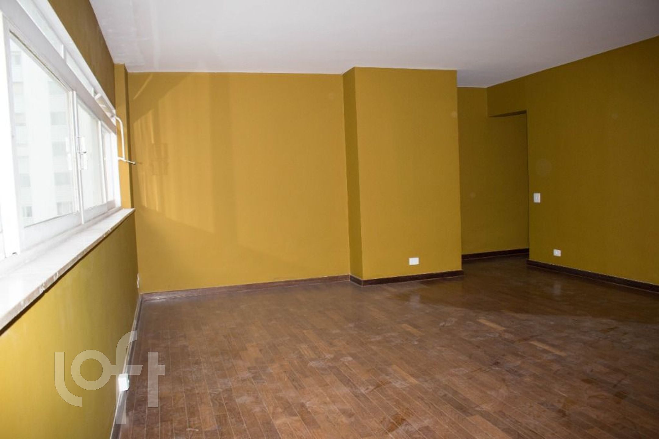 Apartamento à venda com 3 quartos, 145m² - Foto 4