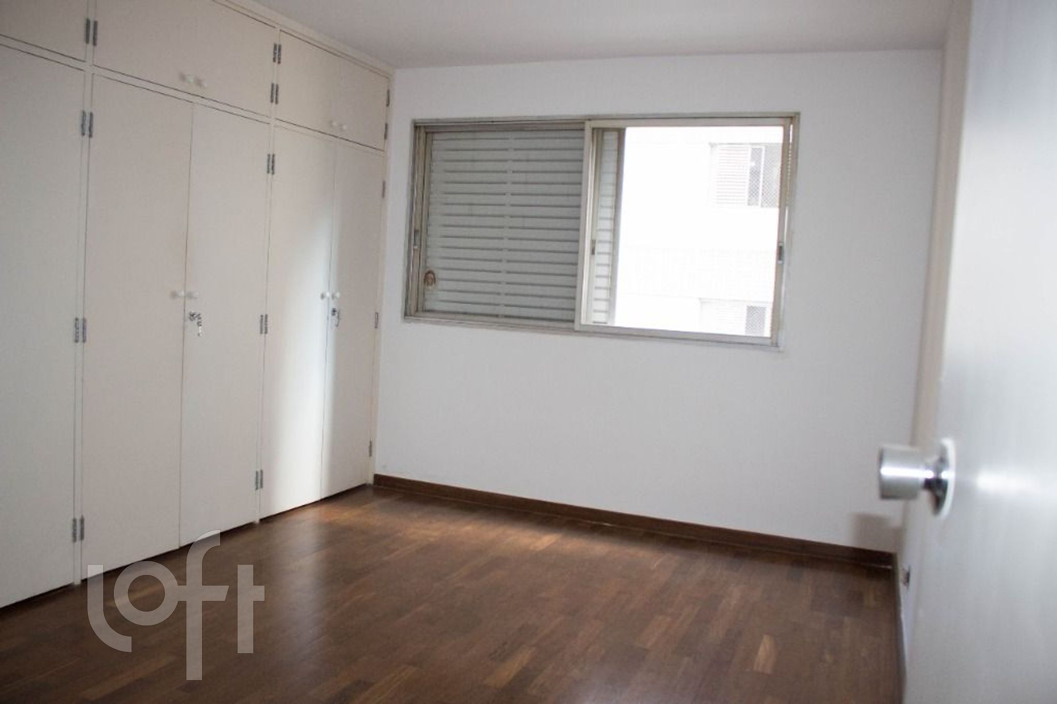 Apartamento à venda com 3 quartos, 145m² - Foto 11