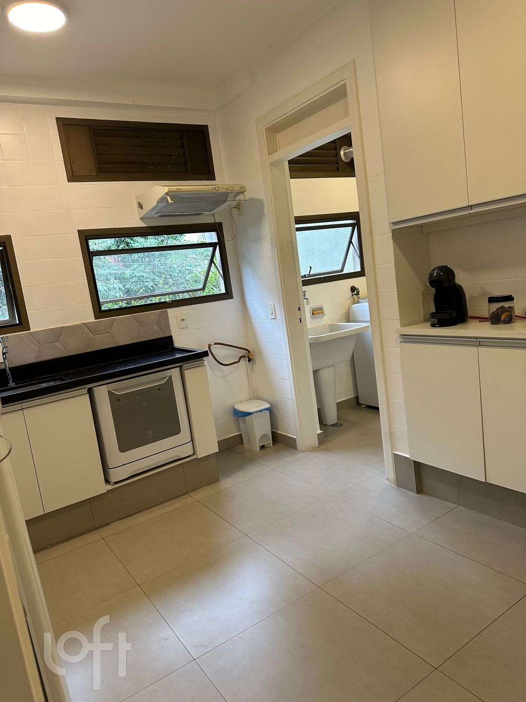 Apartamento à venda com 3 quartos, 117m² - Foto 9