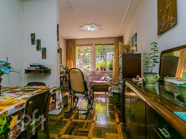 Apartamento com 94m², 3 dormitórios, Santana em Porto Alegre