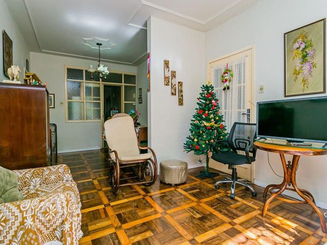 Apartamento com 94m², 3 dormitórios, Santana em Porto Alegre