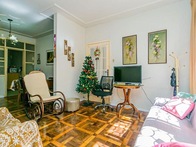 Apartamento com 94m², 3 dormitórios, Santana em Porto Alegre