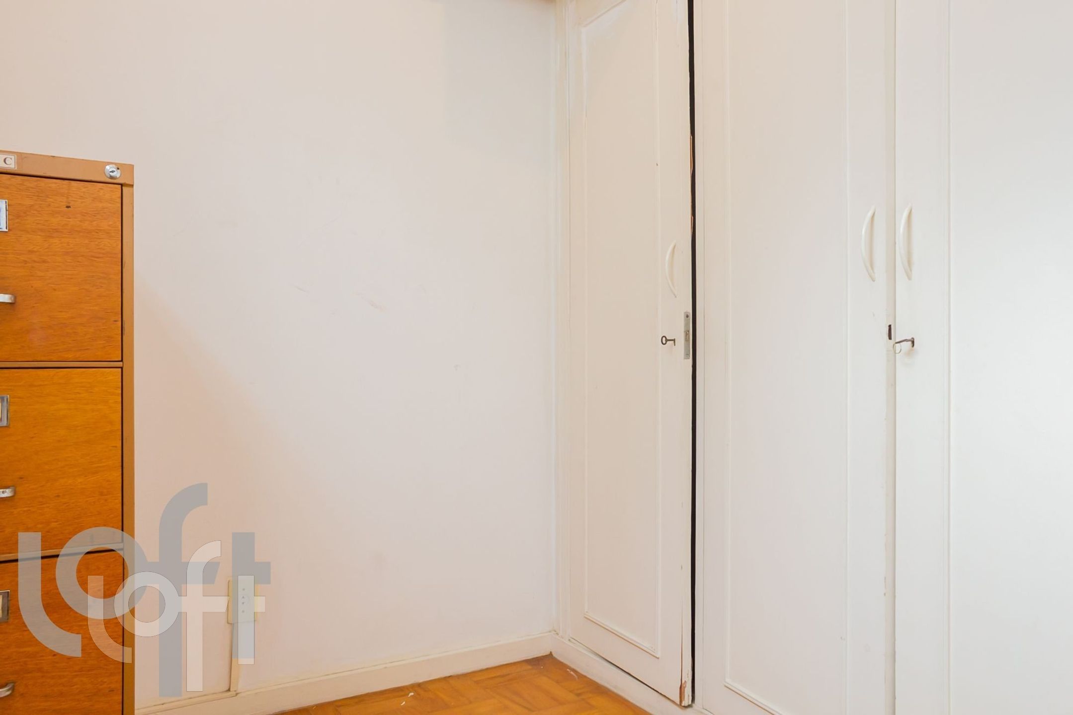 Apartamento à venda com 3 quartos, 239m² - Foto 10