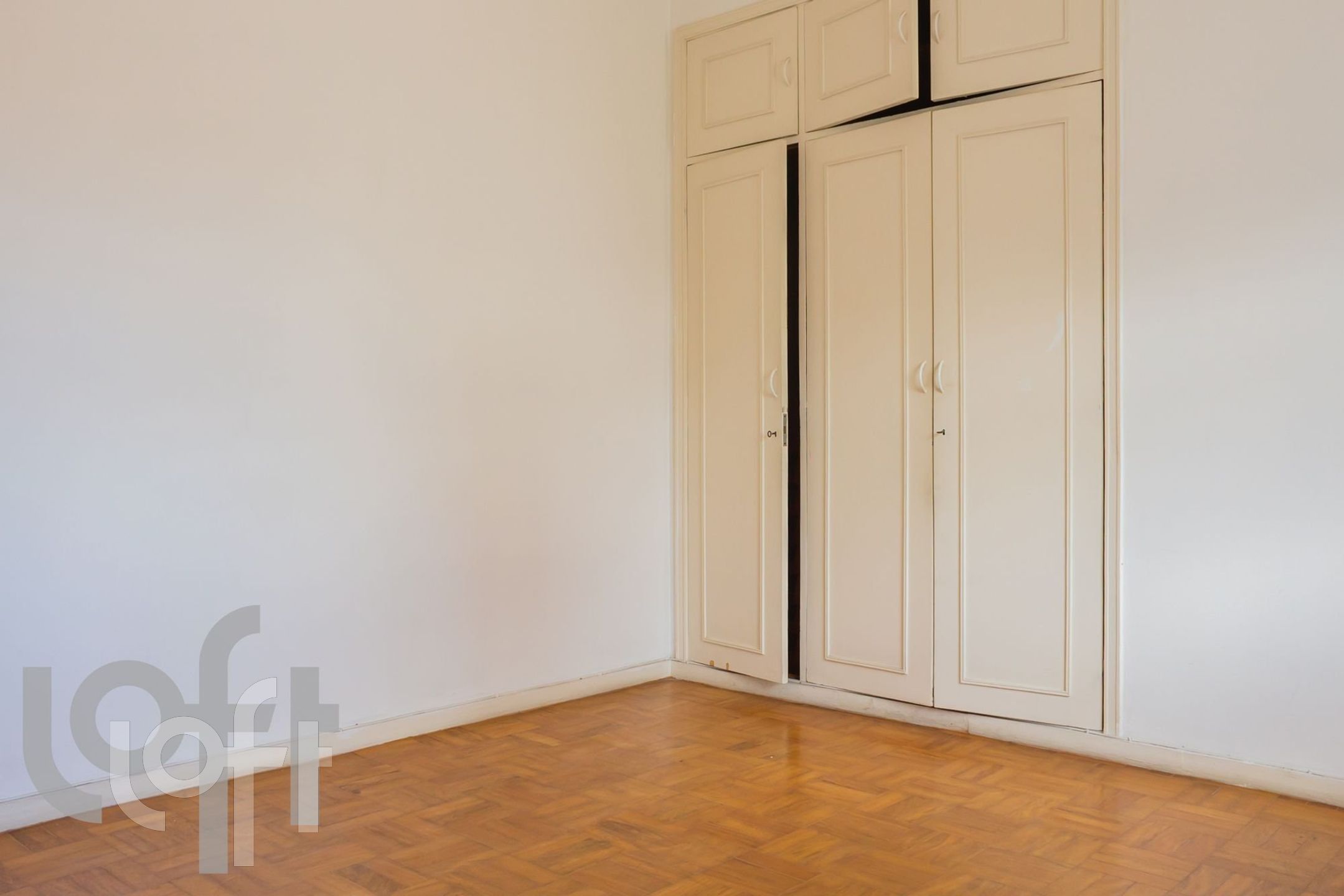 Apartamento à venda com 3 quartos, 239m² - Foto 5