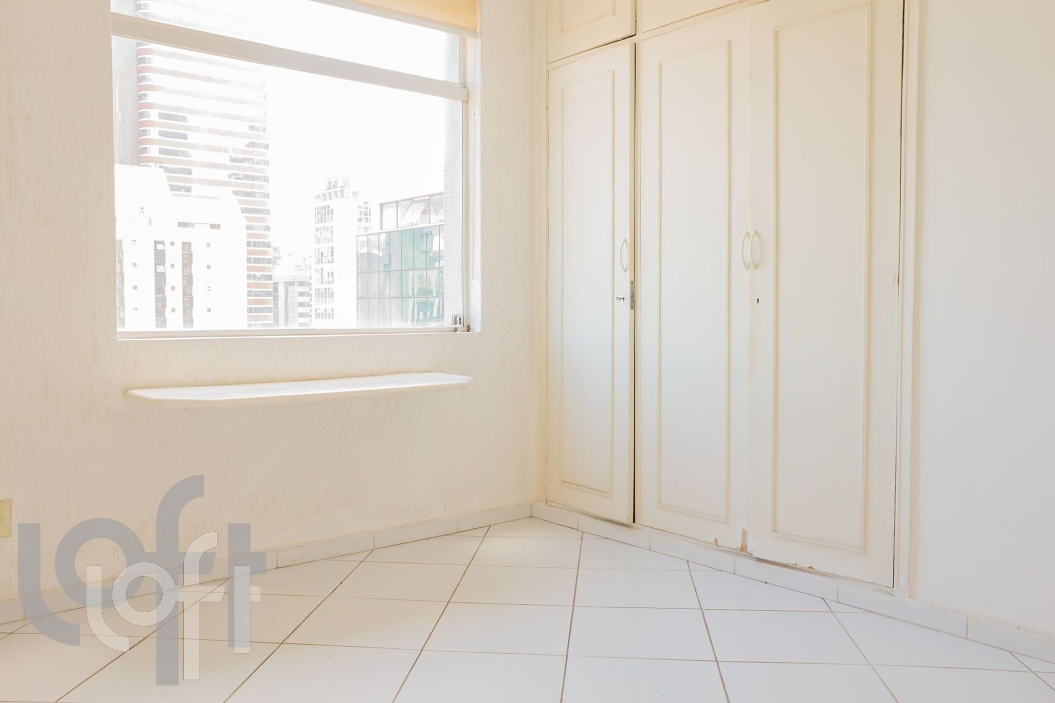 Apartamento à venda com 3 quartos, 239m² - Foto 8