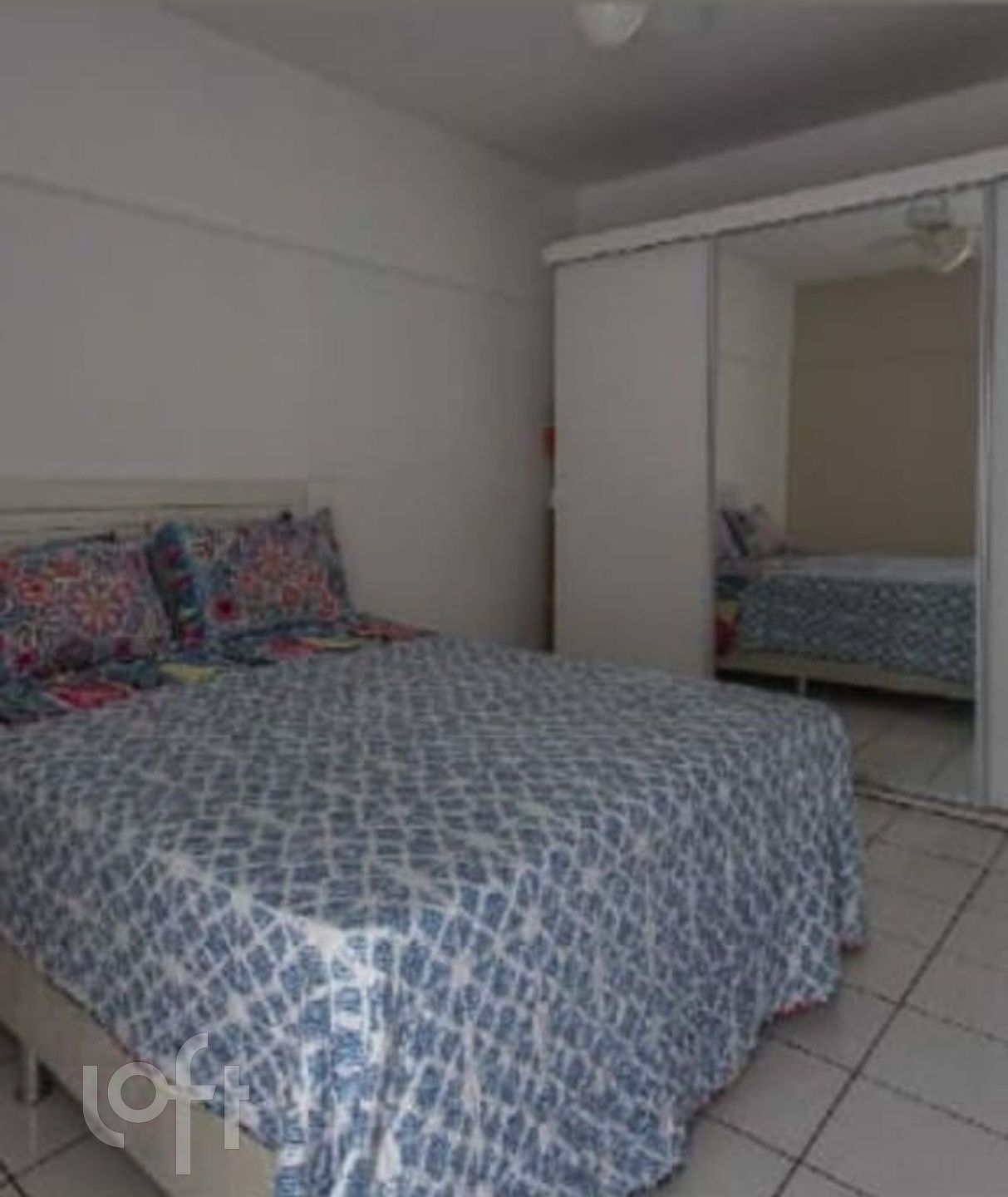 Apartamento à venda com 2 quartos, 72m² - Foto 4