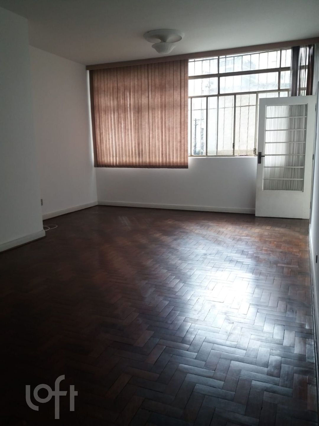 Apartamento à venda com 3 quartos, 110m² - Foto 1