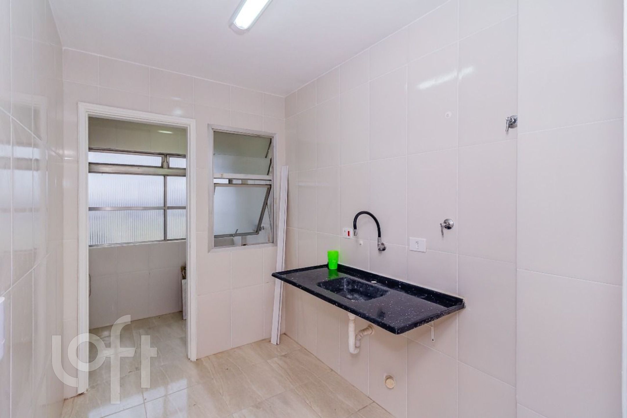 Apartamento à venda com 1 quarto, 42m² - Foto 5