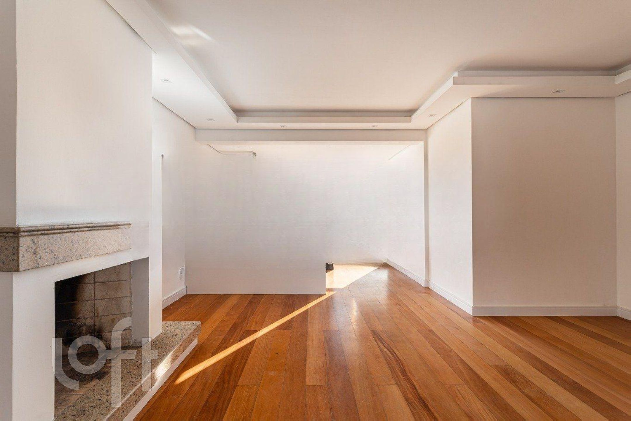 Apartamento com 114m², 3 dormitórios, 1 suíte, 2 vagas, Petrópolis em Porto Alegre