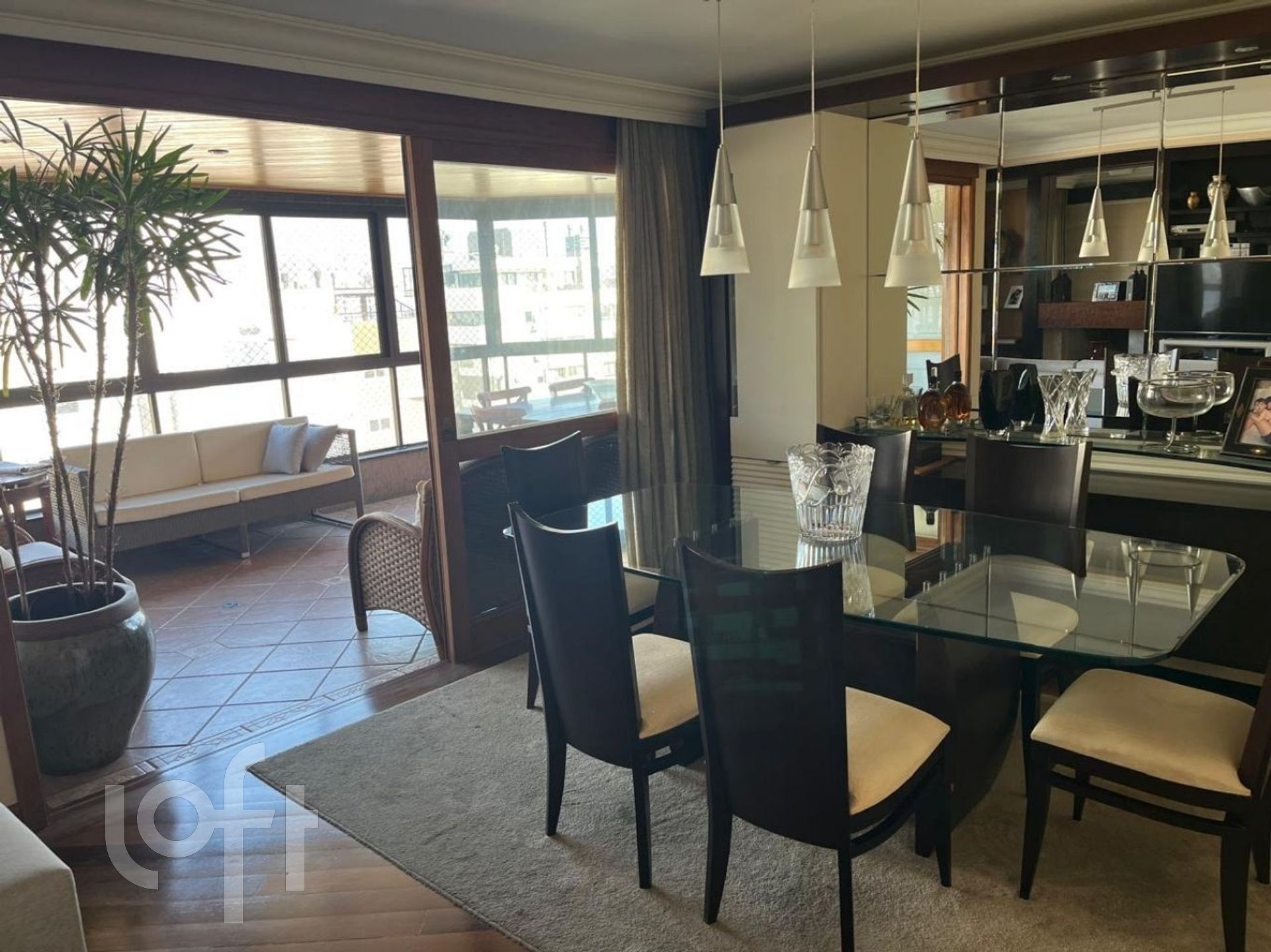 Apartamento com 190m², 4 dormitórios, 1 suíte, 2 vagas, Auxiliadora em Porto Alegre