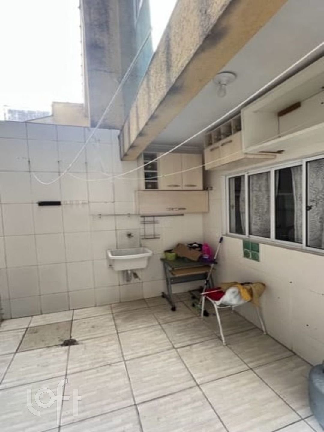 Casa à venda com 3 quartos, 130m² - Foto 2