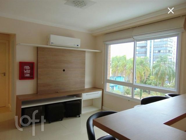 Apartamento com 40m², 1 dormitório, 2 vagas, Petrópolis em Porto Alegre