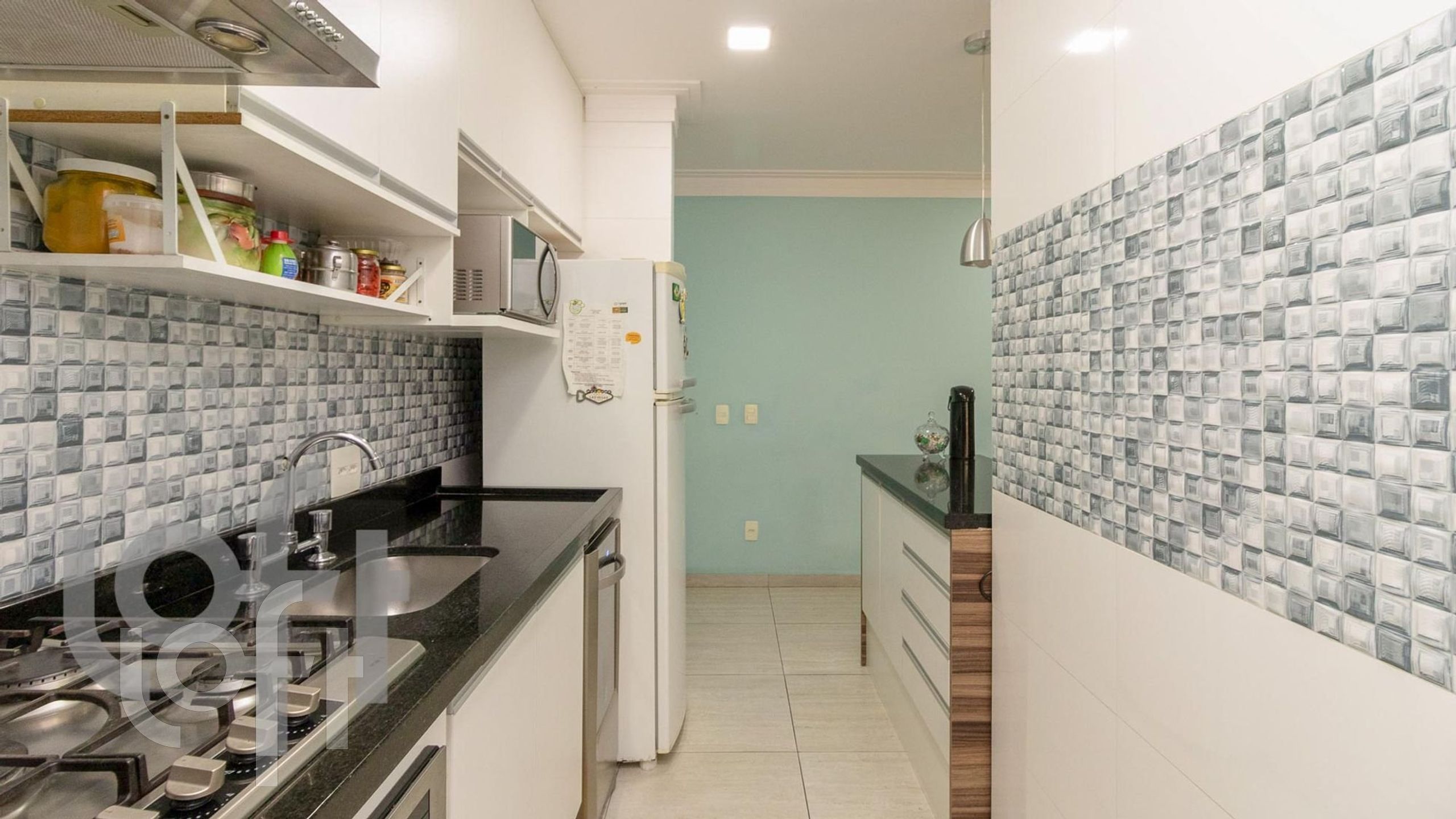 Apartamento à venda com 2 quartos, 110m² - Foto 17