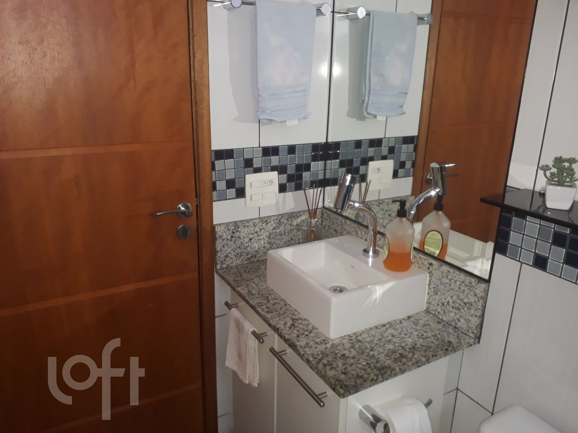 Apartamento à venda com 2 quartos, 65m² - Foto 18