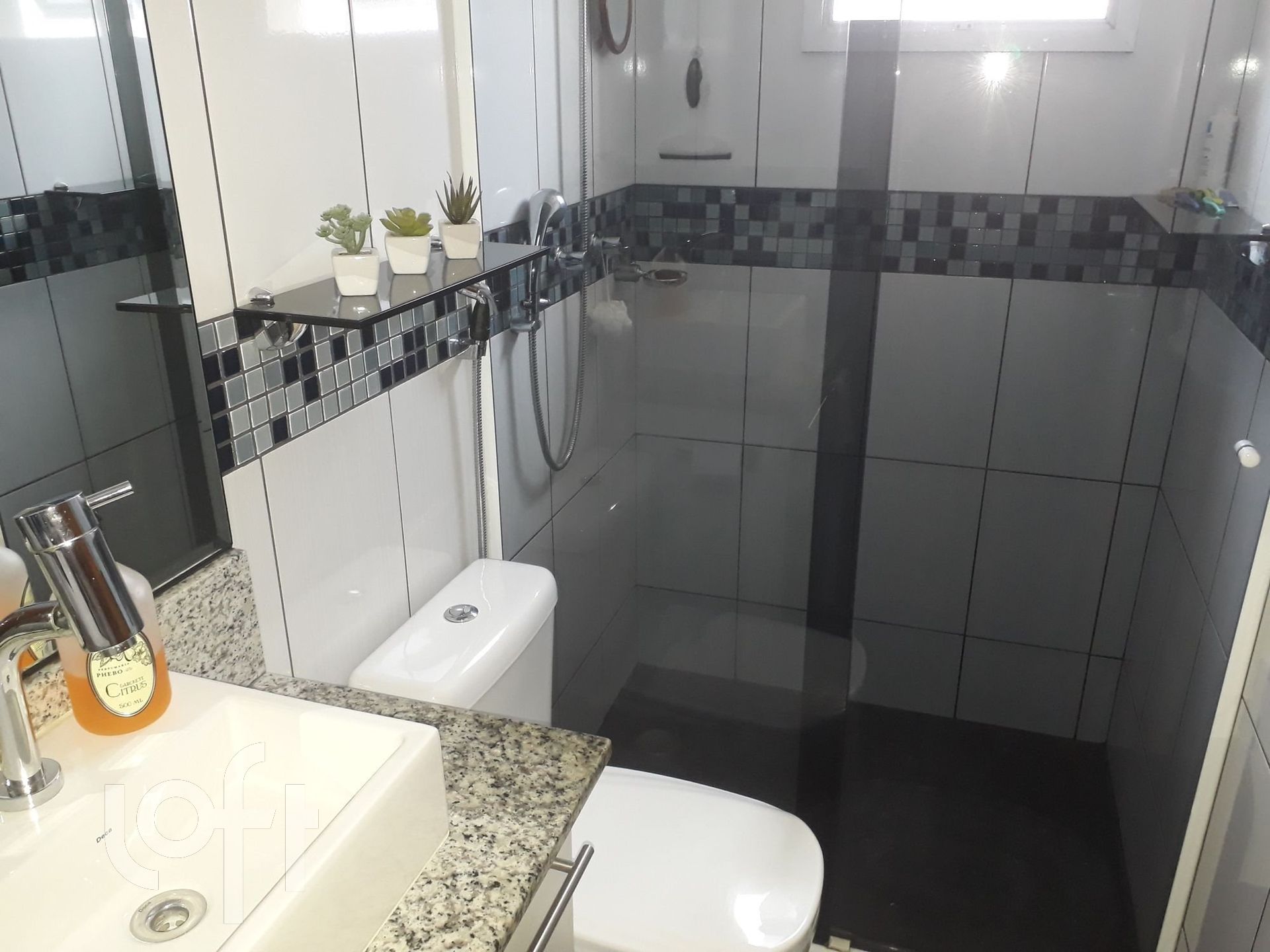 Apartamento à venda com 2 quartos, 65m² - Foto 20