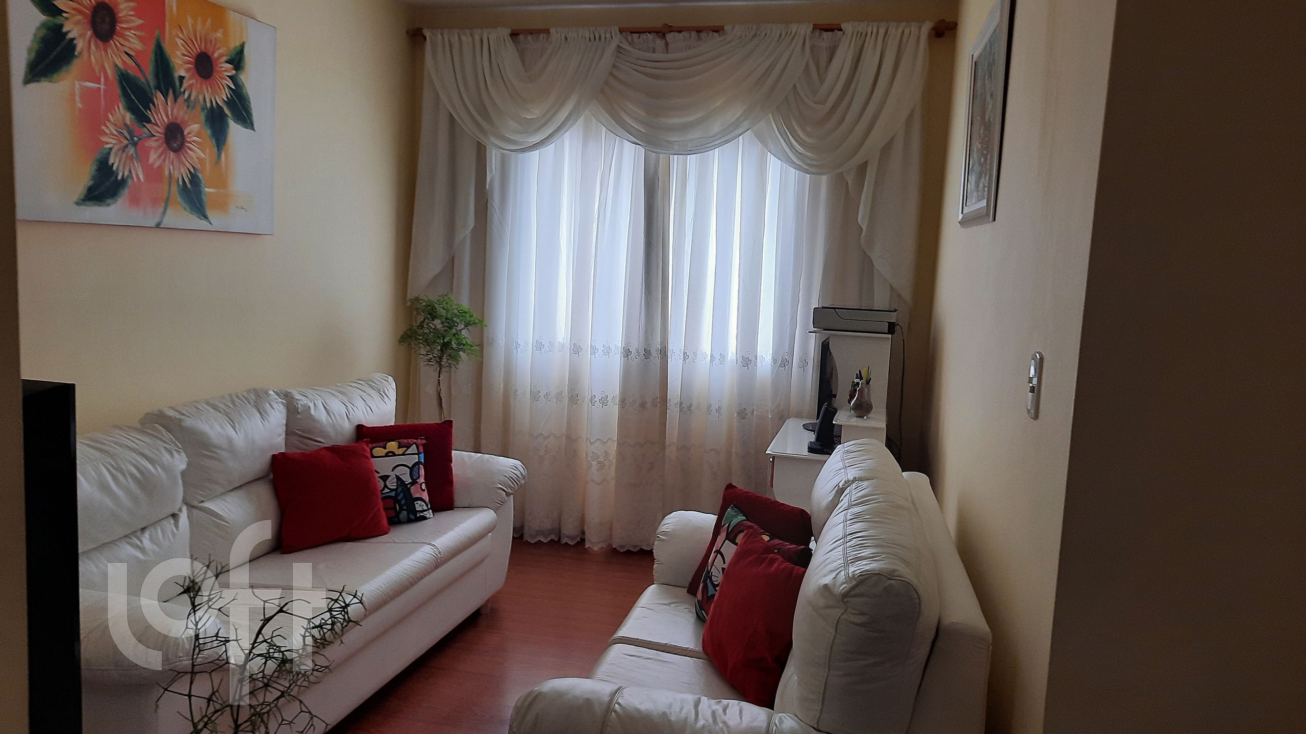 Apartamento à venda com 2 quartos, 62m² - Foto 1