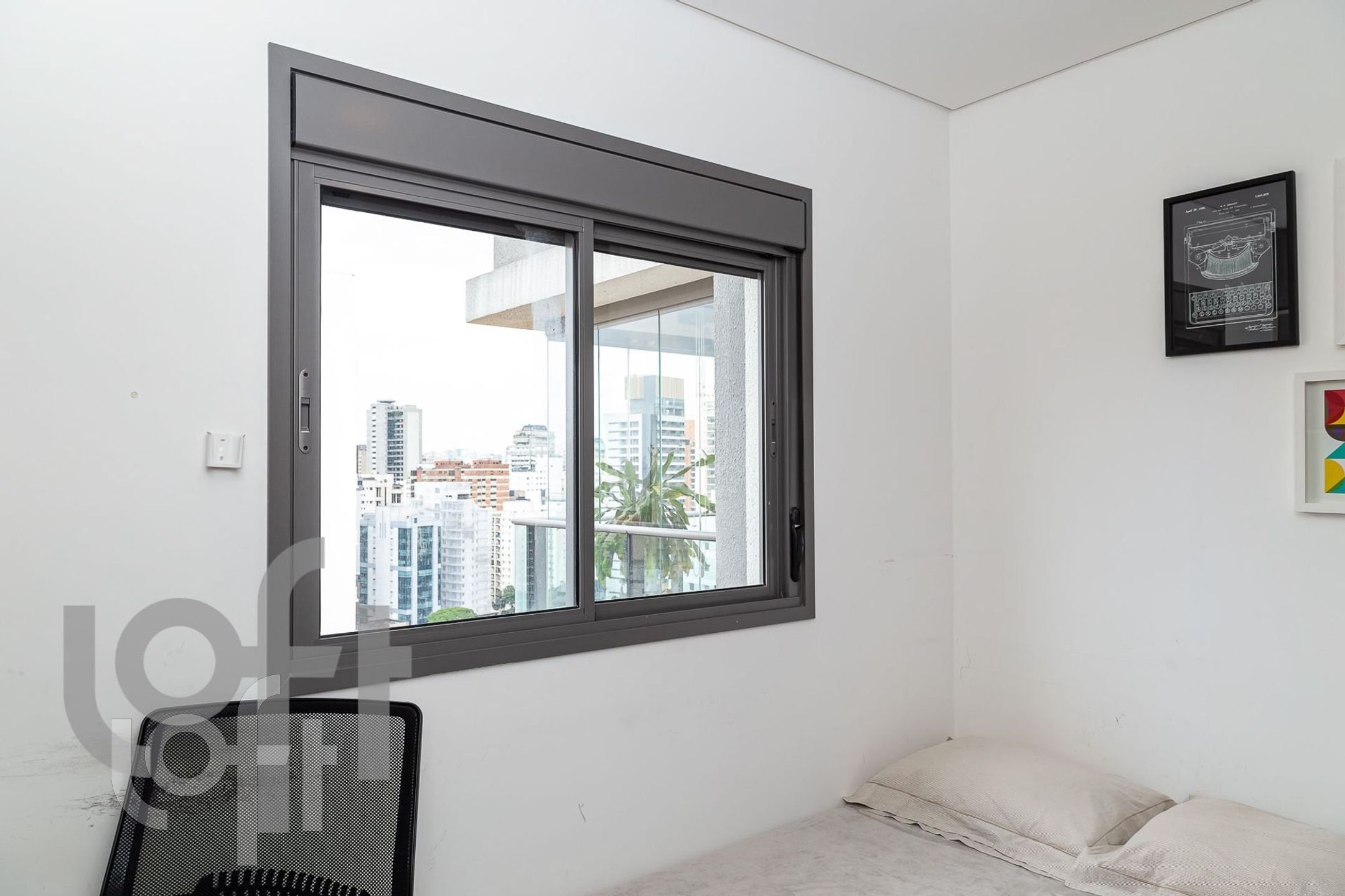 Apartamento à venda com 2 quartos, 82m² - Foto 4