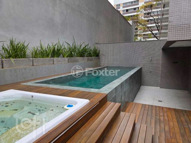 Apartamento com 108m², 3 dormitórios, 1 suíte, 2 vagas, Rio Branco em Porto Alegre
