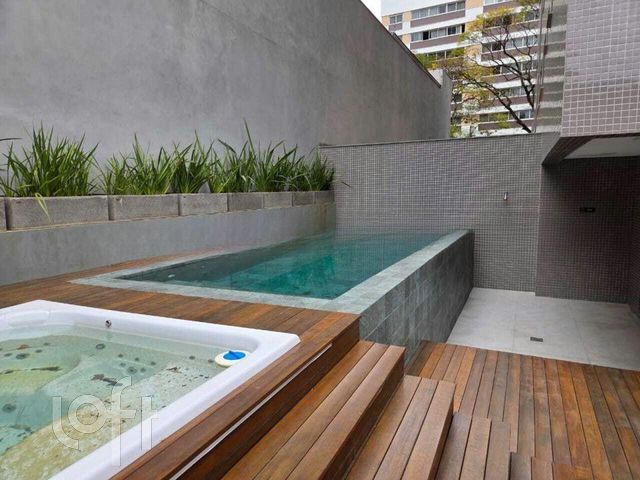 Apartamento com 108m², 3 dormitórios, 1 suíte, 2 vagas, Rio Branco em Porto Alegre