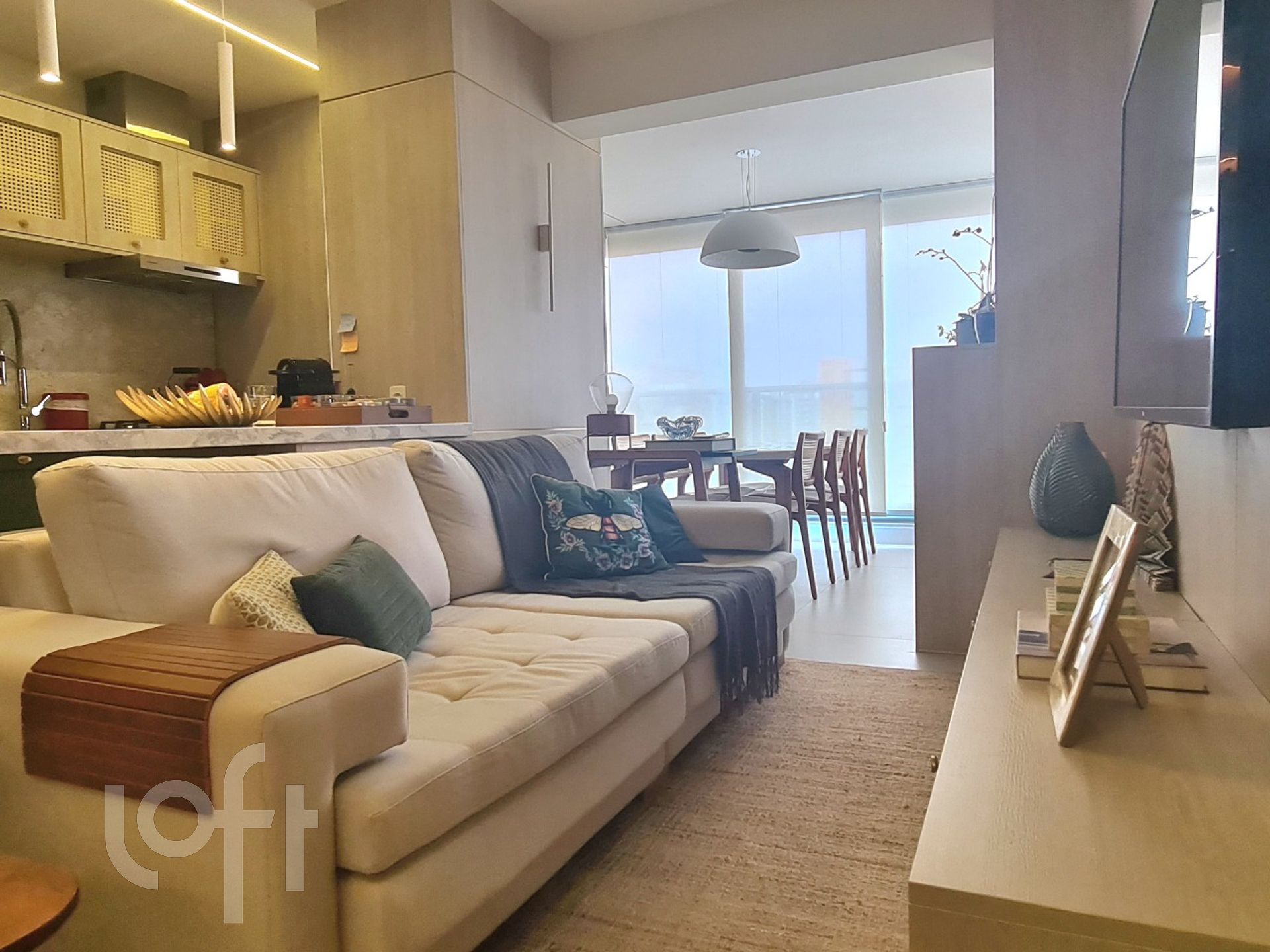 Apartamento à venda com 2 quartos, 64m² - Foto 12