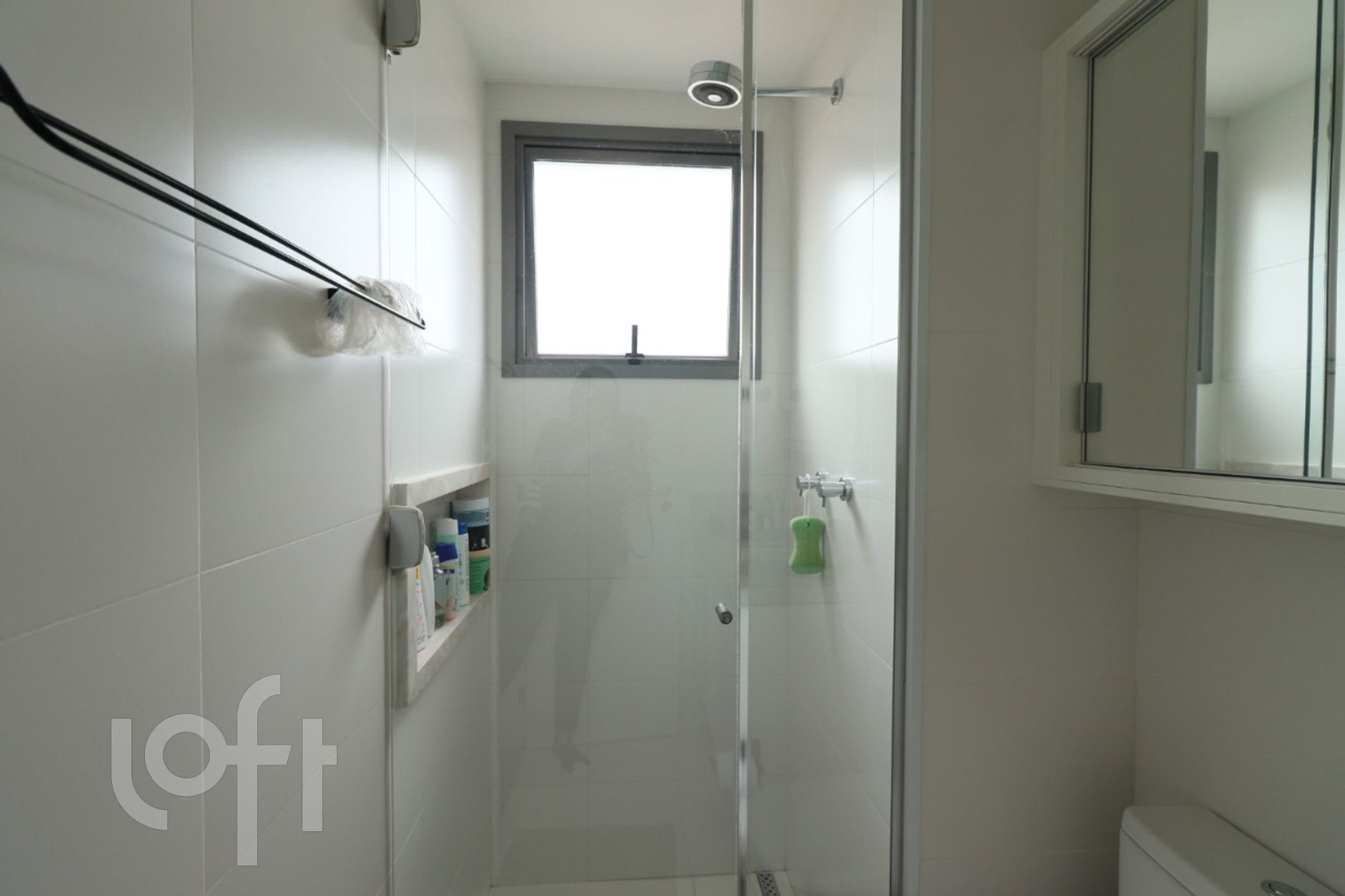 Apartamento à venda com 2 quartos, 64m² - Foto 29