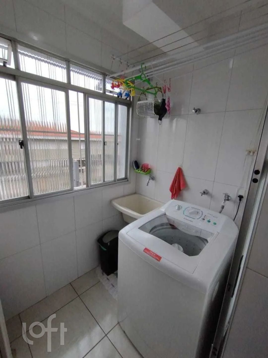 Apartamento à venda com 2 quartos, 60m² - Foto 3