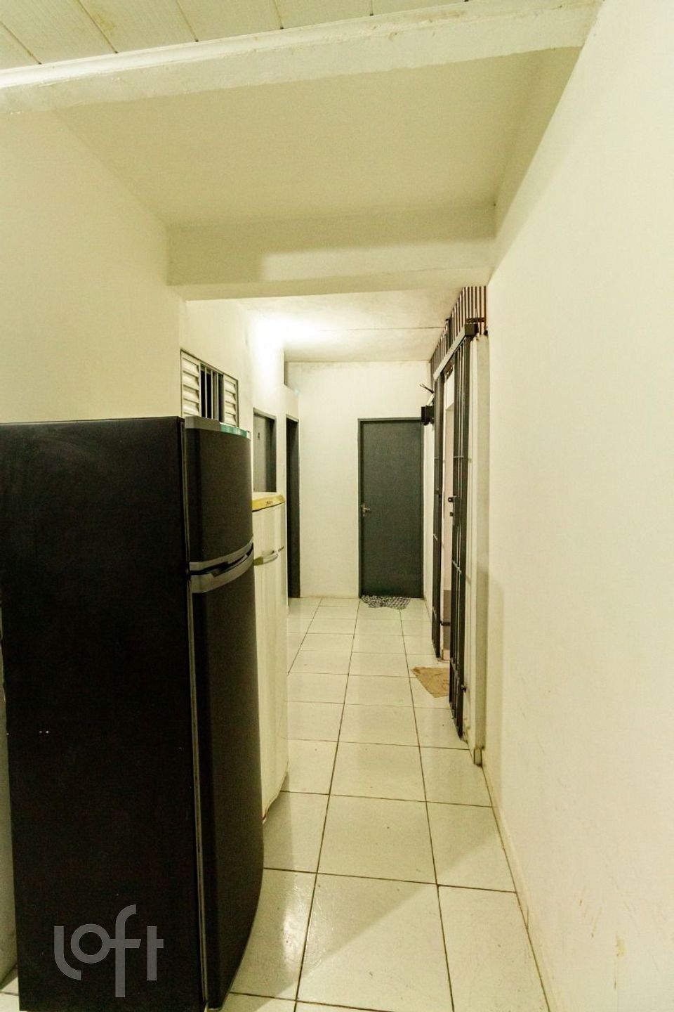 Casa à venda com 5 quartos, 230m² - Foto 6