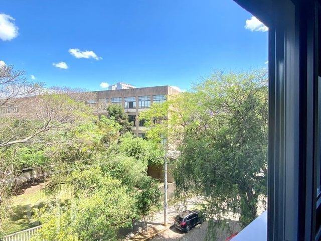 Apartamento com 57m², 2 dormitórios, 1 suíte, 1 vaga, Santana em Porto Alegre