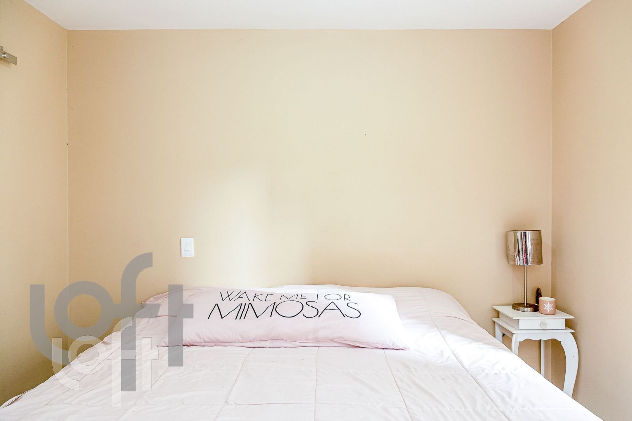 Apartamento à venda com 2 quartos, 70m² - Foto 9