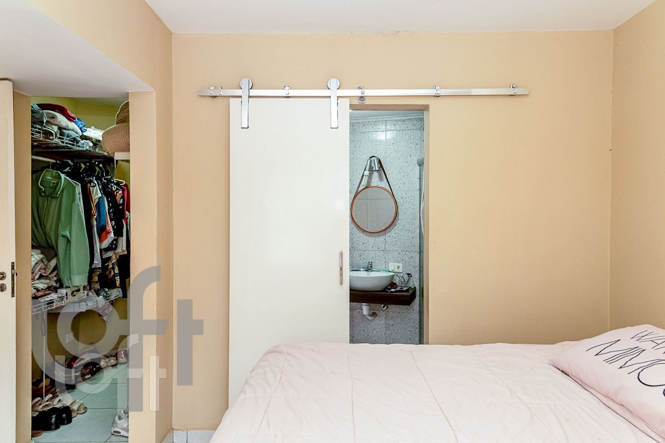 Apartamento à venda com 2 quartos, 70m² - Foto 10