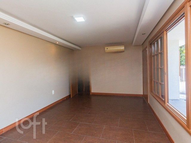 Casa com 100m², 3 dormitórios, 1 suíte, Vila Ipiranga em Porto Alegre