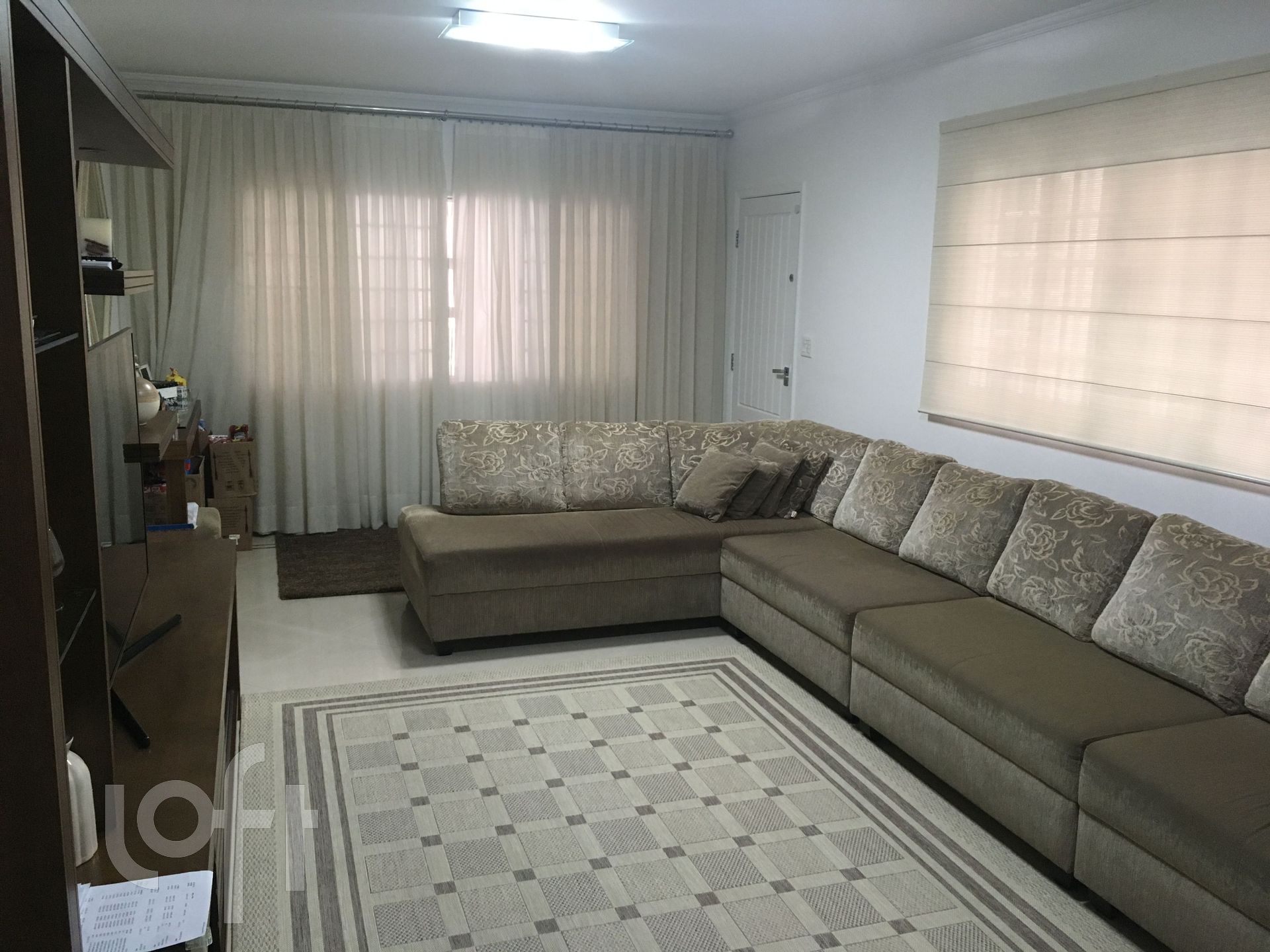 Casa à venda com 4 quartos, 200m² - Foto 1