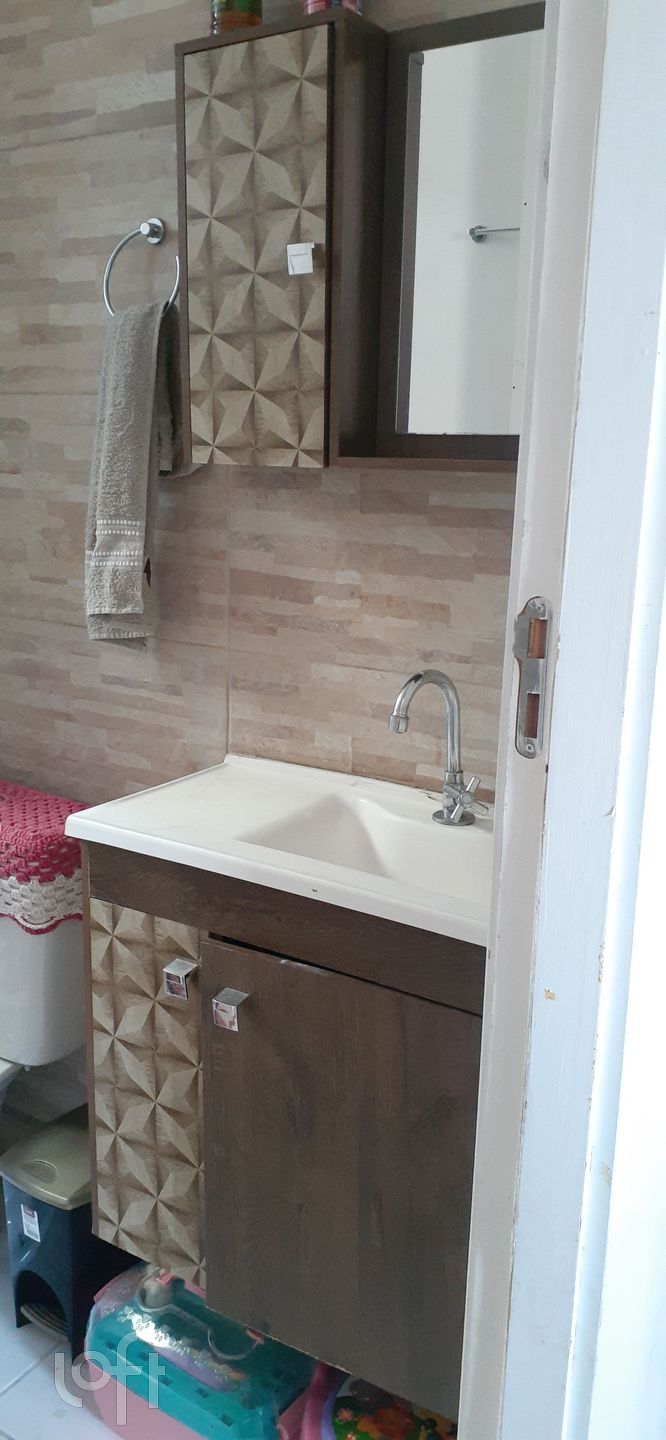 Apartamento à venda com 2 quartos, 38m² - Foto 17