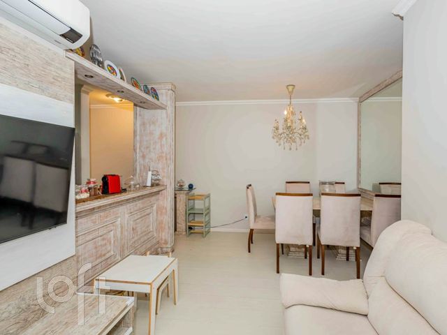 Apartamento com 76m², 3 dormitórios, 1 suíte, 2 vagas, Santana em Porto Alegre