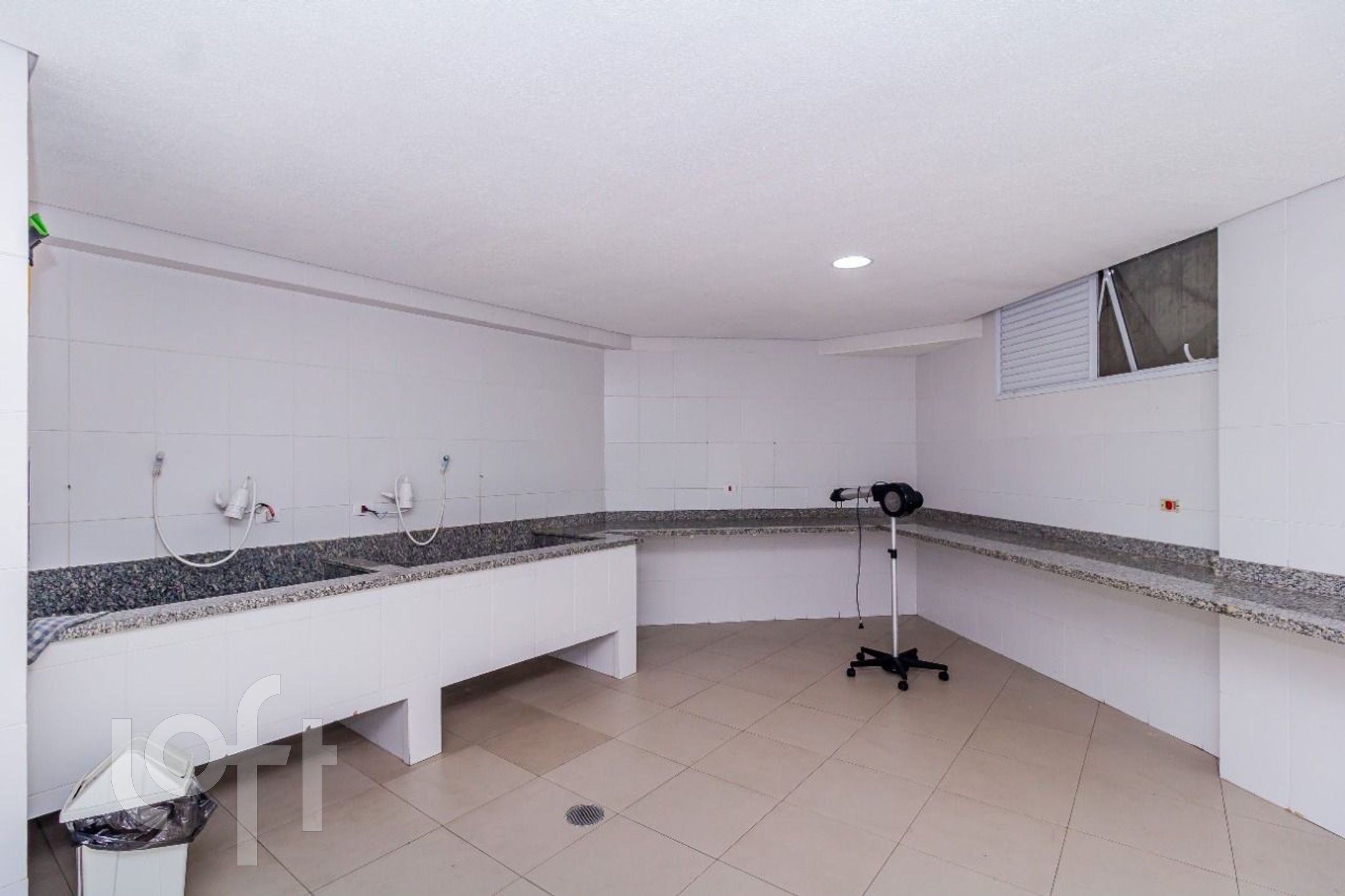 Apartamento à venda com 2 quartos, 64m² - Foto 68