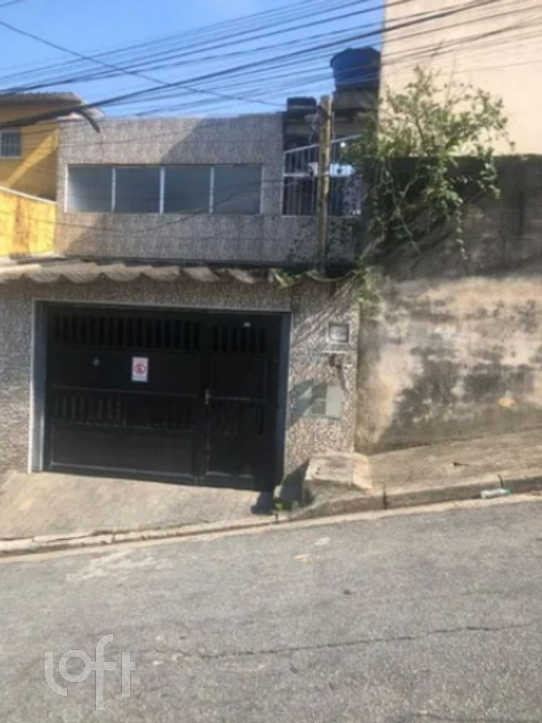 Casa à venda com 4 quartos, 200m² - Foto 1