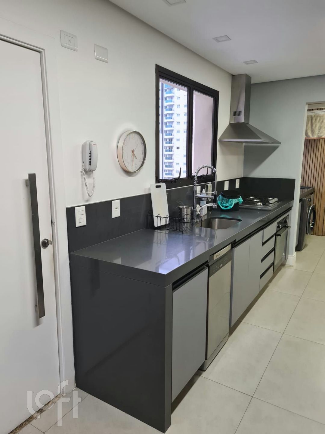 Apartamento à venda com 3 quartos, 156m² - Foto 12