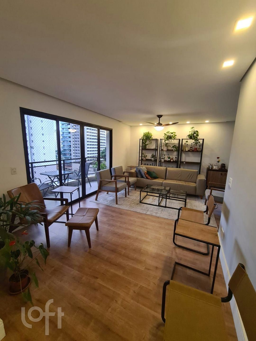 Apartamento à venda com 3 quartos, 156m² - Foto 31